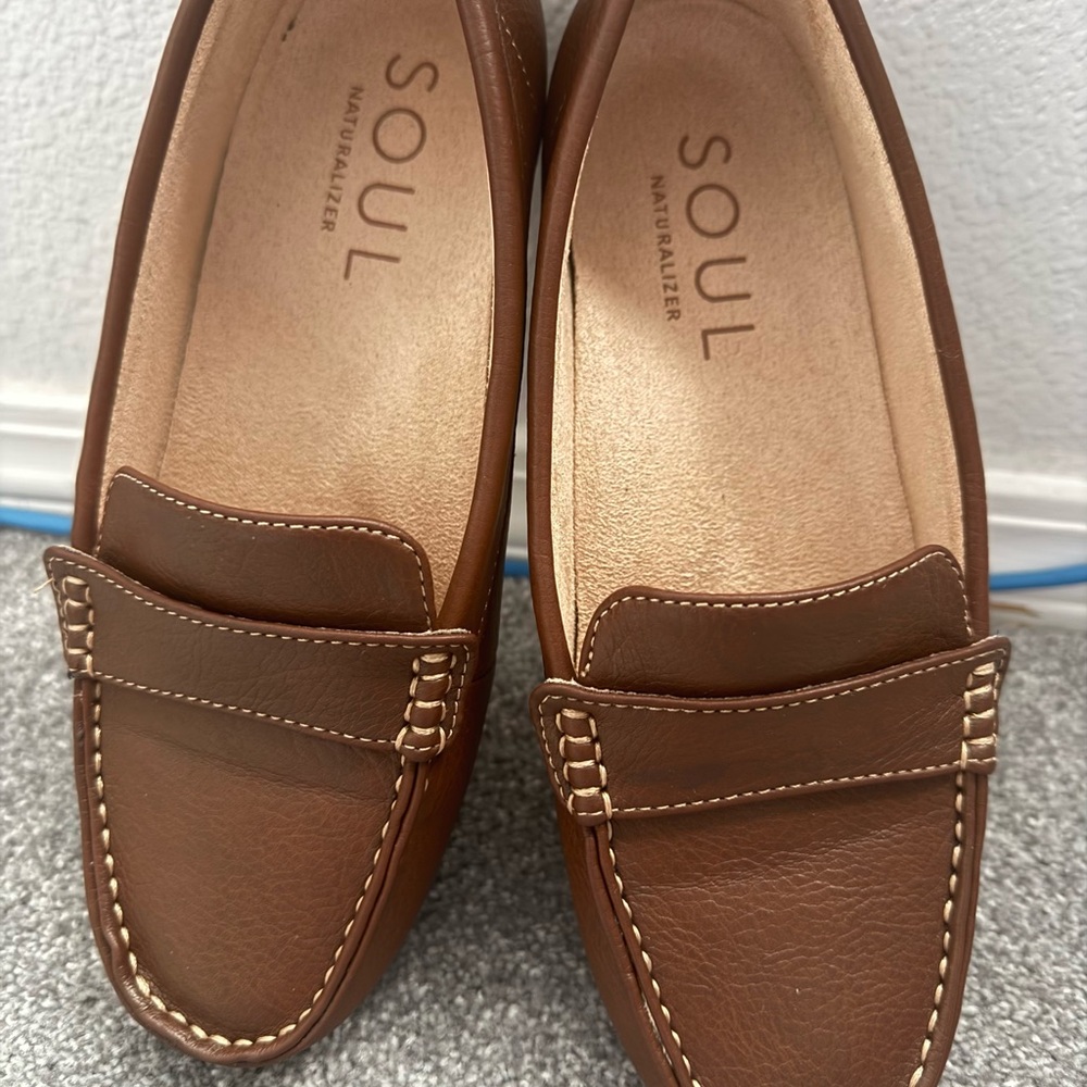 SOUL Naturalizer Men's Brown Slip-On Loafers